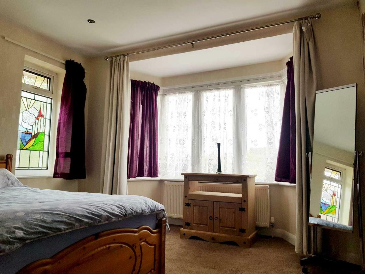 Blackpoolholidaylets The Bungalow Экстерьер фото
